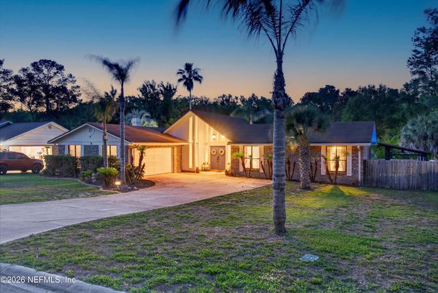 2556 BOTTOMRIDGE Drive, Orange Park, FL 32065