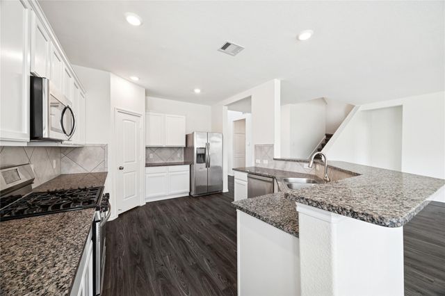 9310 Victoria Valley Court, Houston, TX 77365