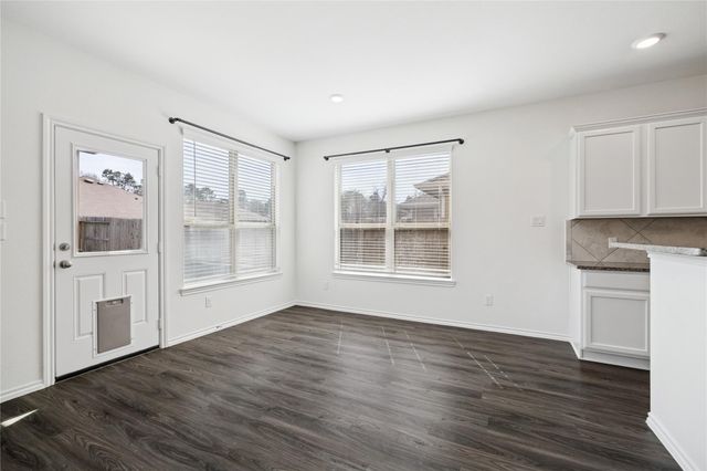 9310 Victoria Valley Court, Houston, TX 77365