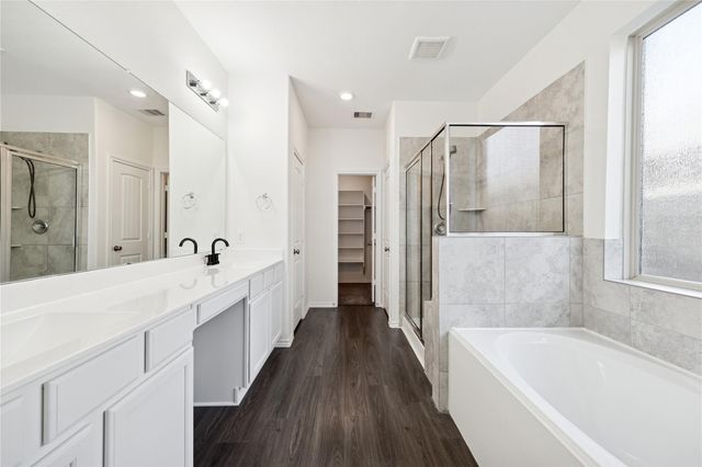 9310 Victoria Valley Court, Houston, TX 77365