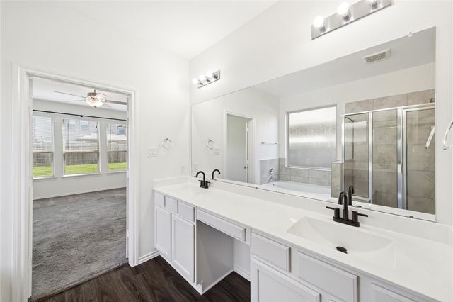 9310 Victoria Valley Court, Houston, TX 77365