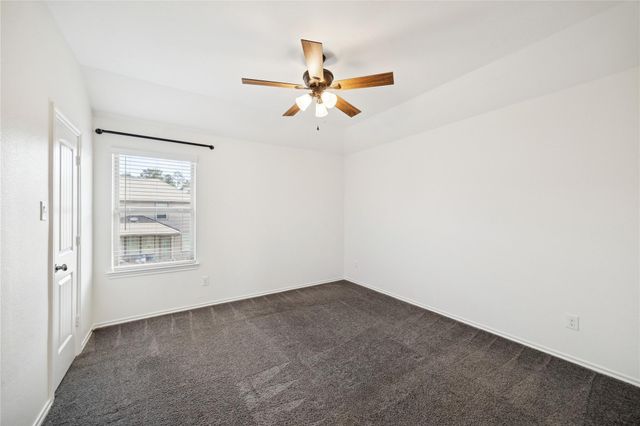 9310 Victoria Valley Court, Houston, TX 77365