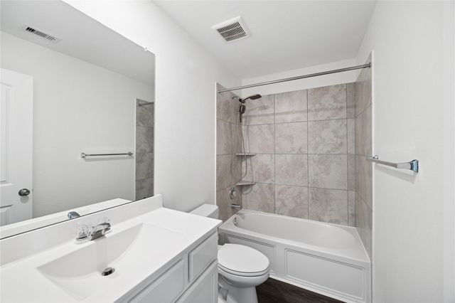 9310 Victoria Valley Court, Houston, TX 77365