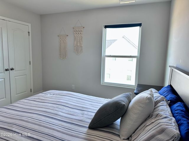 1001 Ferry Spring Lane, Jacksonville, NC 28546