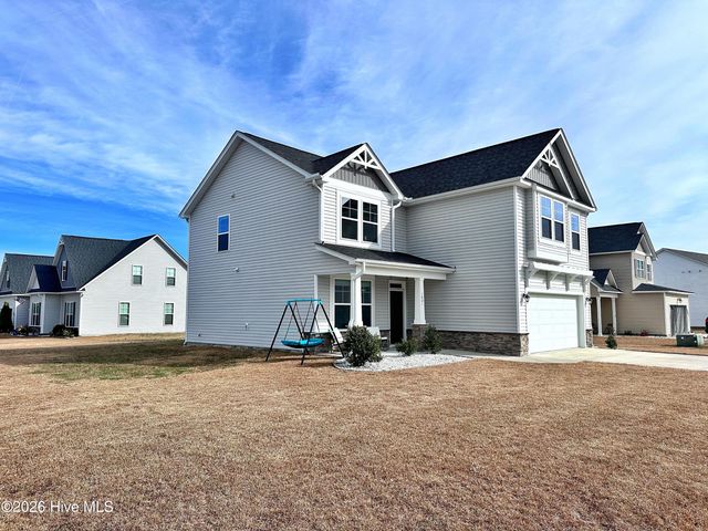 1001 Ferry Spring Lane, Jacksonville, NC 28546