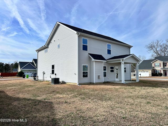 1001 Ferry Spring Lane, Jacksonville, NC 28546