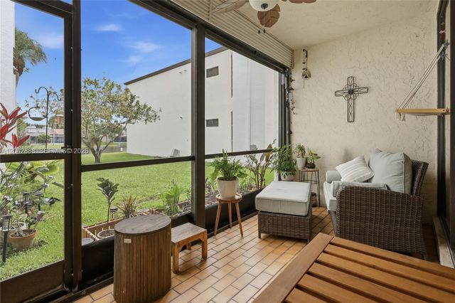 11230 Taft St 11230, Pembroke Pines, FL 33026