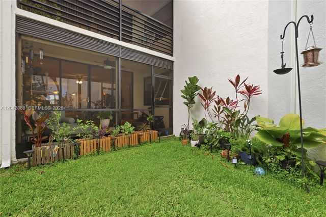 11230 Taft St 11230, Pembroke Pines, FL 33026