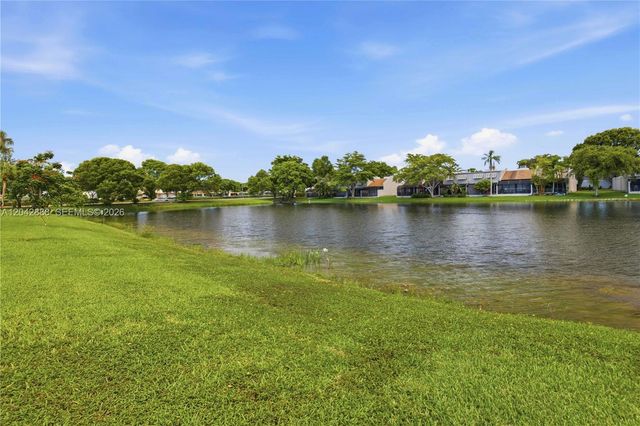 11230 Taft St 11230, Pembroke Pines, FL 33026