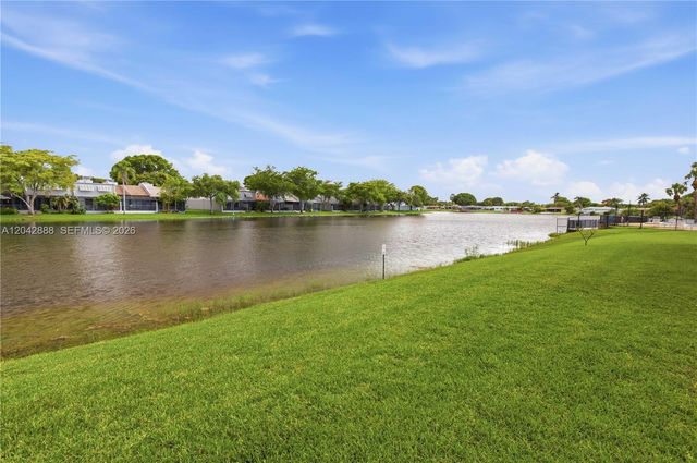11230 Taft St 11230, Pembroke Pines, FL 33026