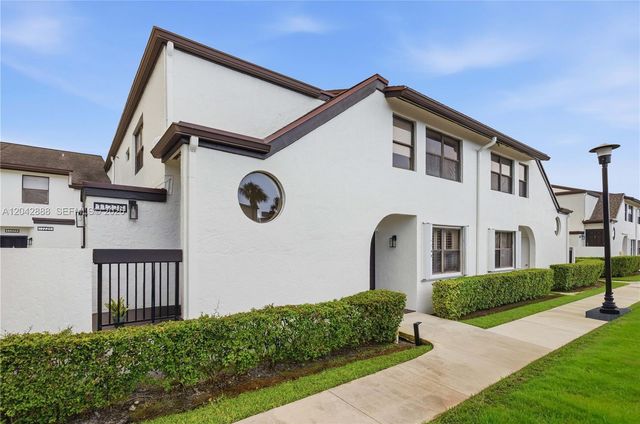 11230 Taft St 11230, Pembroke Pines, FL 33026