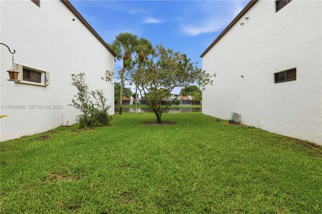 11230 Taft St 11230, Pembroke Pines, FL 33026