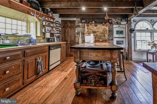 19 SCHOLL LN, Barto, PA 19504