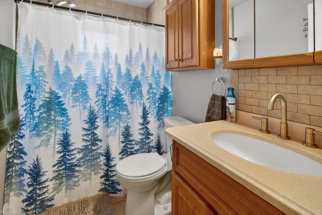 19795 Macel Street, Roseville, MI 48066