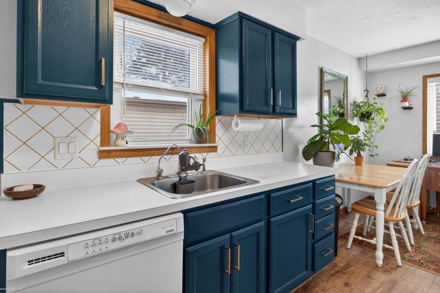 19795 Macel Street, Roseville, MI 48066