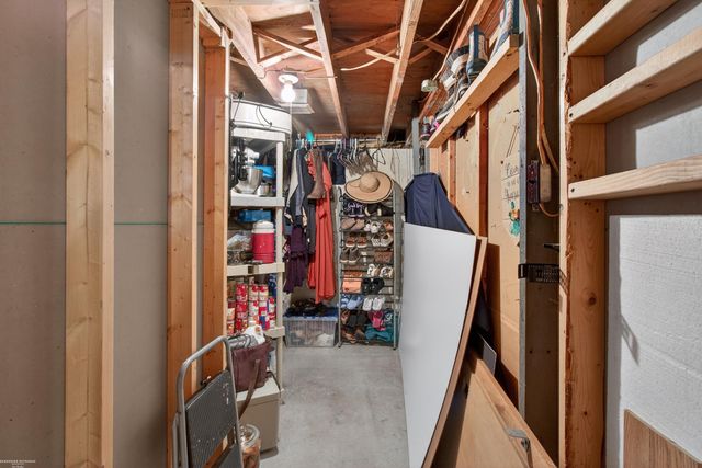 19795 Macel Street, Roseville, MI 48066