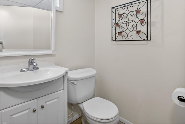 19795 Macel Street, Roseville, MI 48066