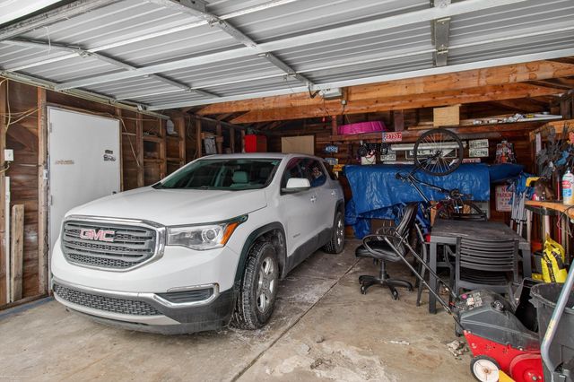 19795 Macel Street, Roseville, MI 48066