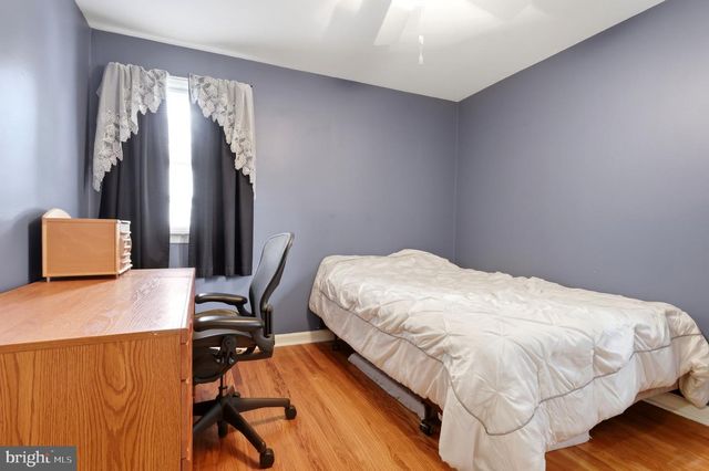 719 DELAWARE AVE, Riverside, NJ 08075