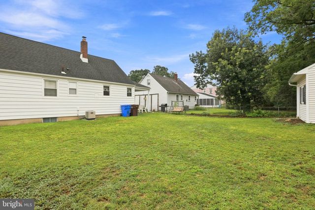 719 DELAWARE AVE, Riverside, NJ 08075
