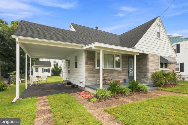 719 DELAWARE AVE, Riverside, NJ 08075