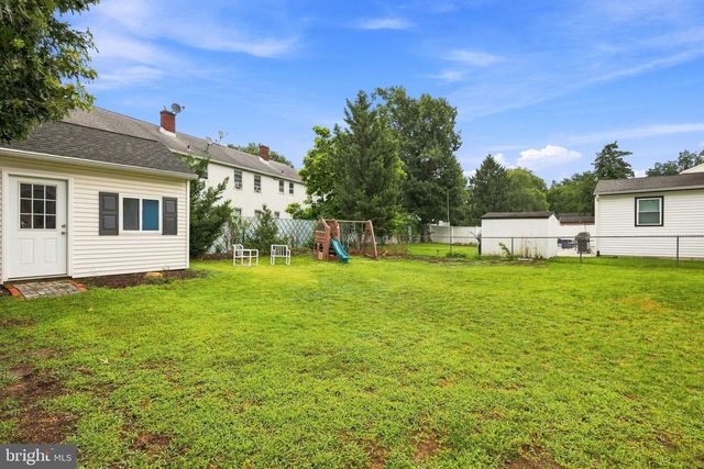 719 DELAWARE AVE, Riverside, NJ 08075