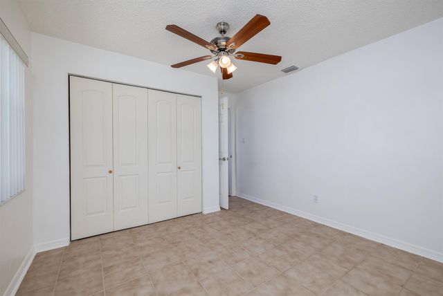 8111 NW 94th Avenue, Tamarac, FL 33321
