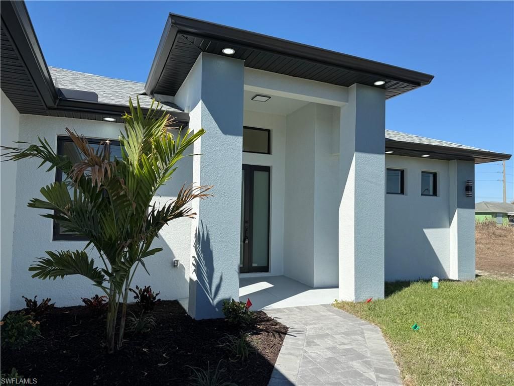716 Castlestone AVE S, LEHIGH ACRES, FL 33974 — photo 2
