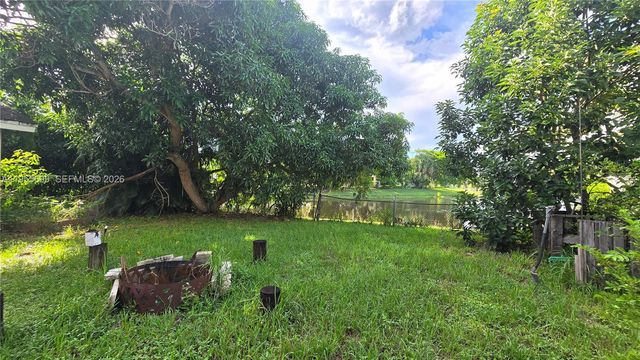 4105 Clearview Ter, West Palm Beach, FL 33417
