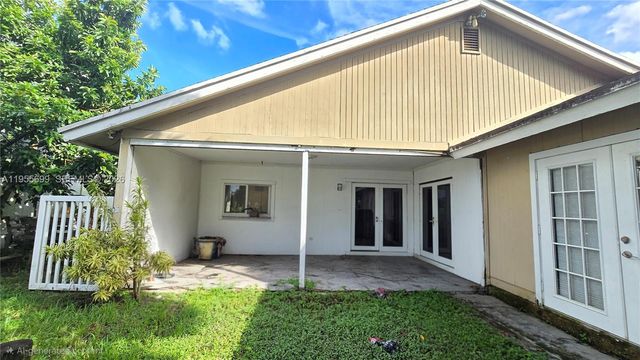 4105 Clearview Ter, West Palm Beach, FL 33417