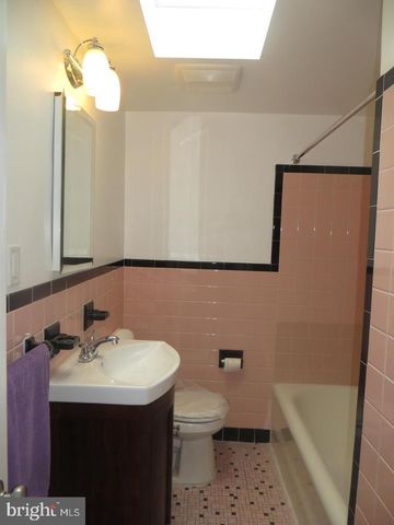 407 PIERCE ST, Philadelphia, PA 19148