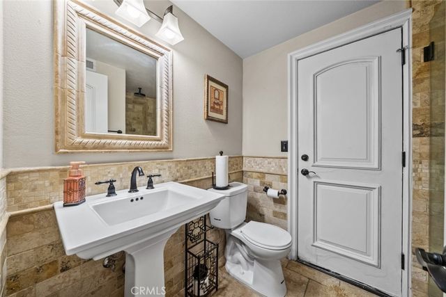 11101 Eton Avenue, Chatsworth, CA 91311