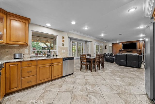 11101 Eton Avenue, Chatsworth, CA 91311