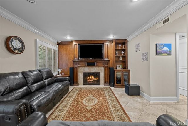 11101 Eton Avenue, Chatsworth, CA 91311