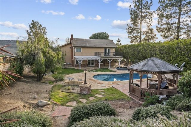 11101 Eton Avenue, Chatsworth, CA 91311