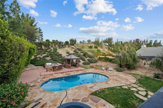 11101 Eton Avenue, Chatsworth, CA 91311