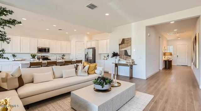 3418 E AGLIO Avenue, San Tan Valley, AZ 85143