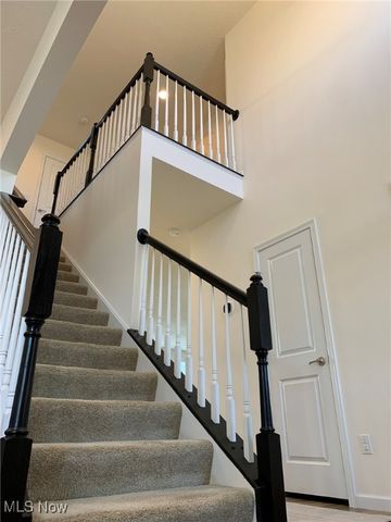 3125 Portsmouth Drive, Brunswick, OH 44212