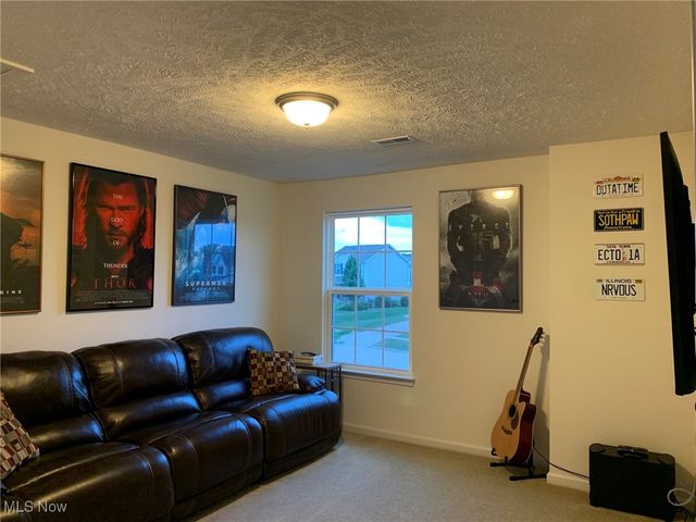 3125 Portsmouth Drive, Brunswick, OH 44212