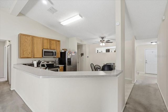 12 LLESTONE PATH, Palm Coast, FL 32164