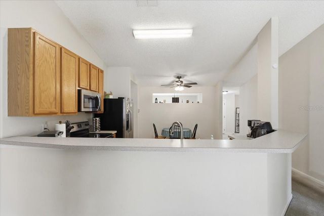 12 LLESTONE PATH, Palm Coast, FL 32164