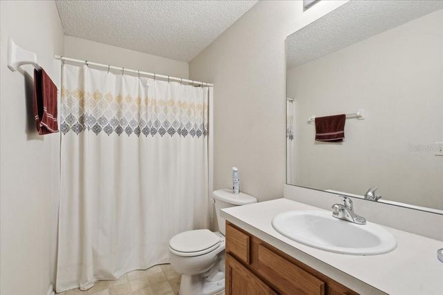 12 LLESTONE PATH, Palm Coast, FL 32164