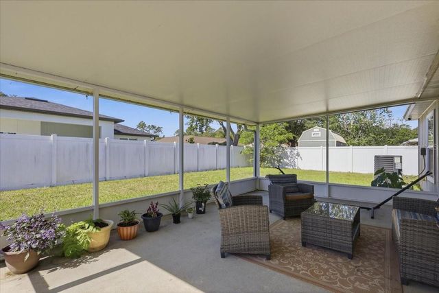 12 LLESTONE PATH, Palm Coast, FL 32164