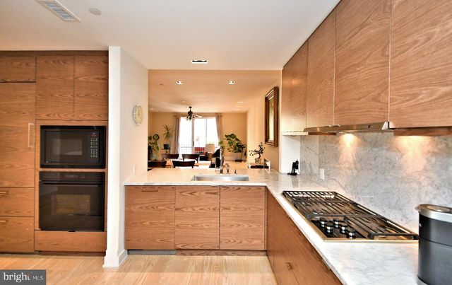 107 S VAN PELT ST, Philadelphia, PA 19103