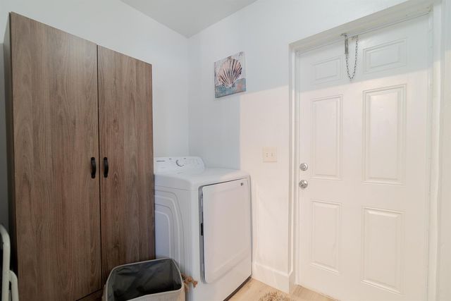 1416 W Hardee Street, Lantana, FL 33462