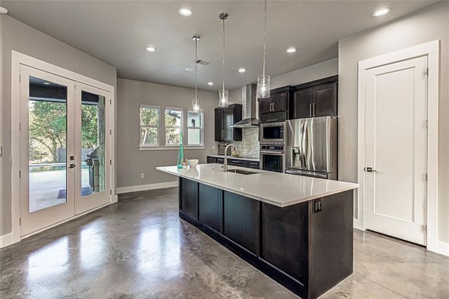 507 Boulder Creek DR, Marble Falls, TX 78654