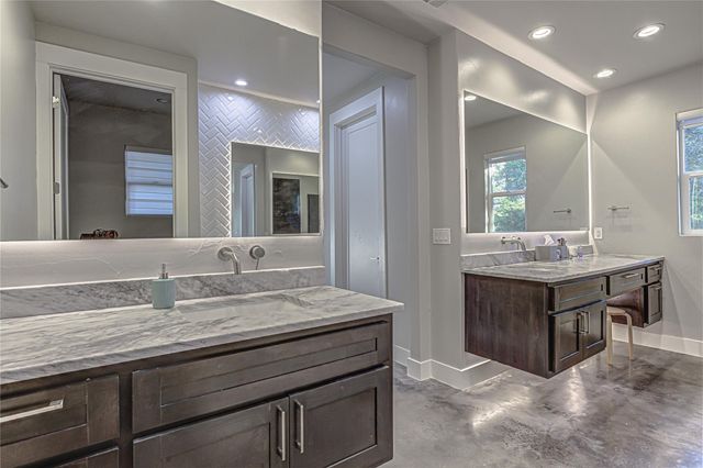 507 Boulder Creek DR, Marble Falls, TX 78654