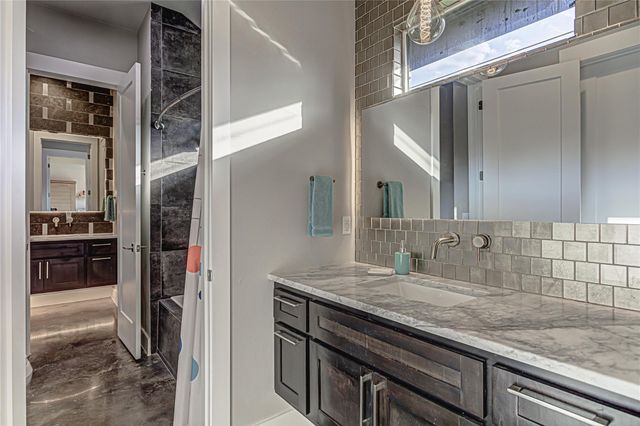 507 Boulder Creek DR, Marble Falls, TX 78654
