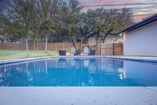 507 Boulder Creek DR, Marble Falls, TX 78654