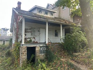 203 Wood St, Belle Vernon, PA 15012